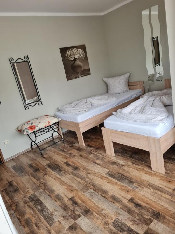 Hotel Restaurant Moselblick Wintrich Ngoại thất bức ảnh
