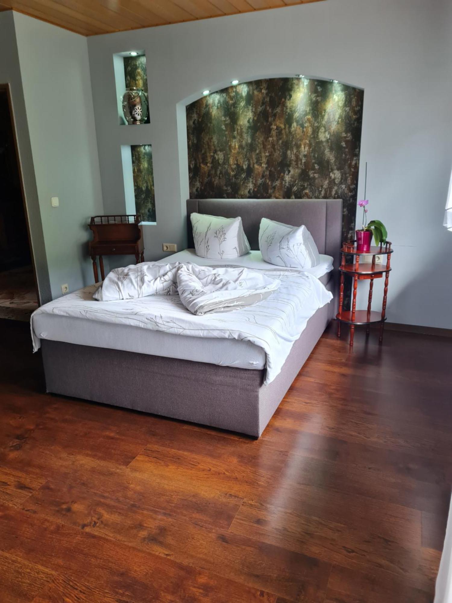 Hotel Restaurant Moselblick Wintrich Ngoại thất bức ảnh